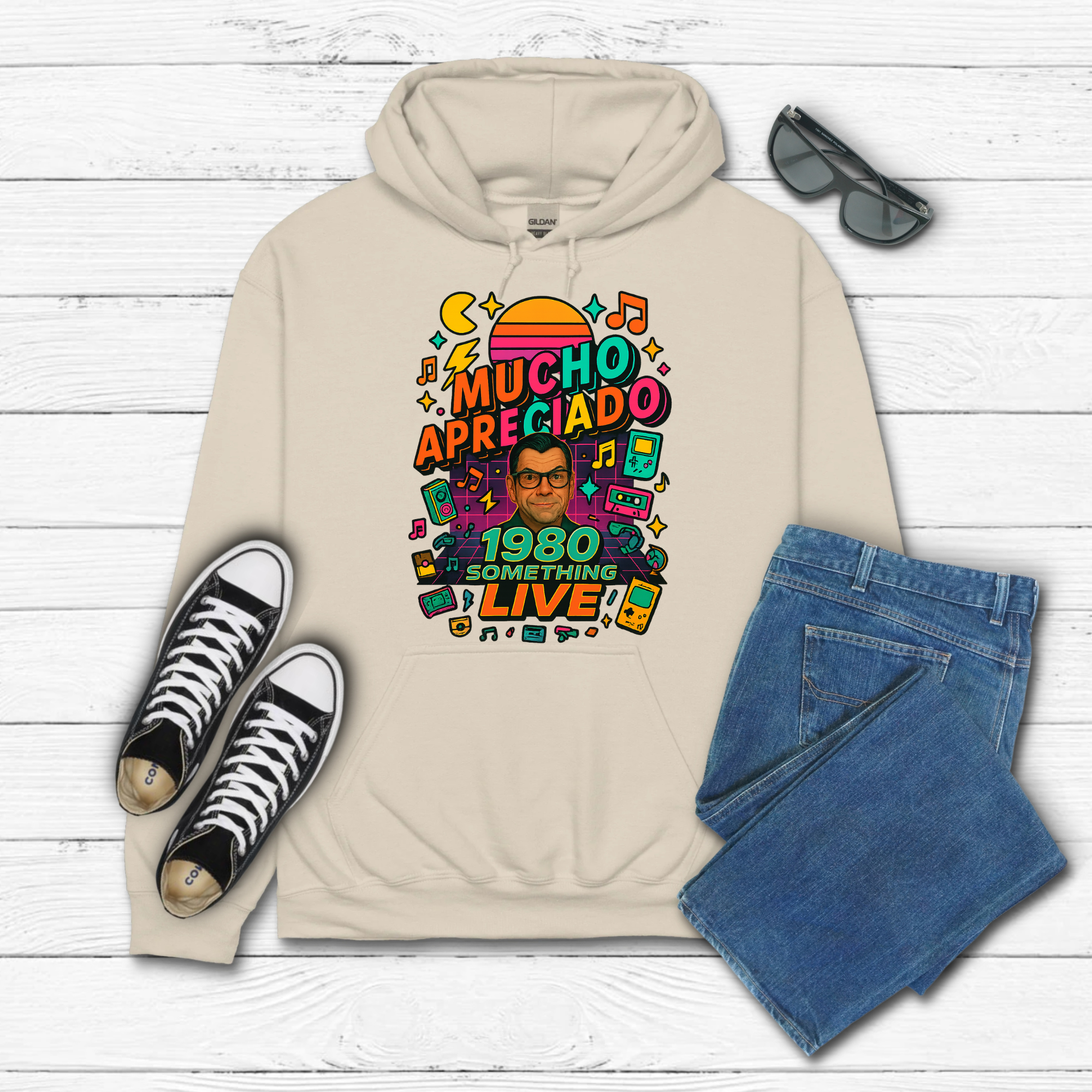 Mucho Apreciado – 1980 Something LIVE Family Hoodie